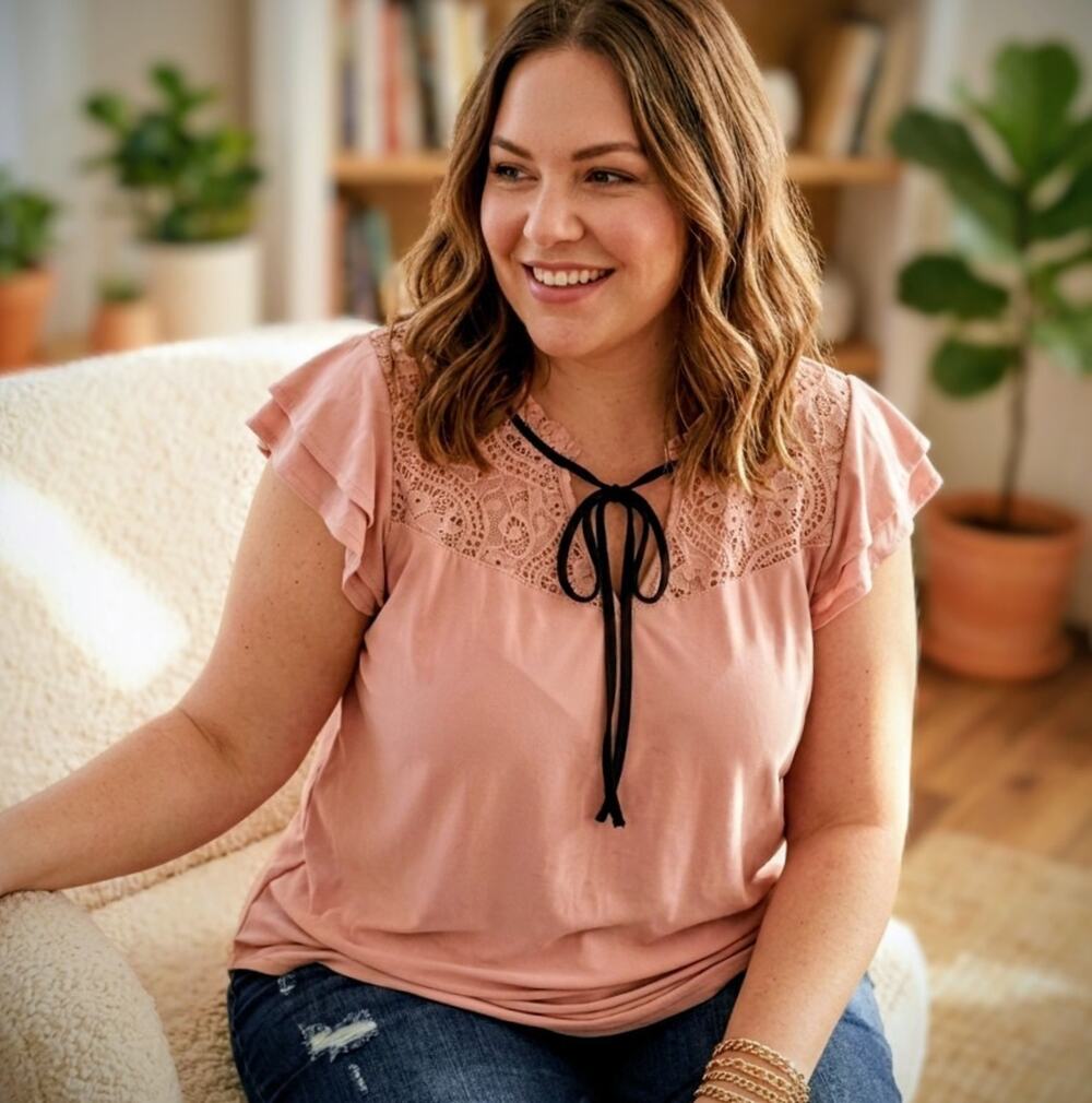 Sweet Rain Top 1X Plus Pink Short Flutter Sleeve Lace Crochet Boho Tie Neck Knit